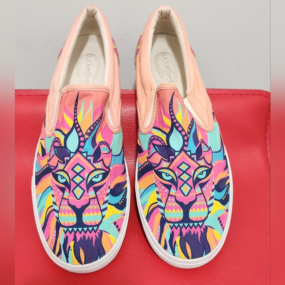 Bucketfeet Women's Colorful Shoes Size 10
